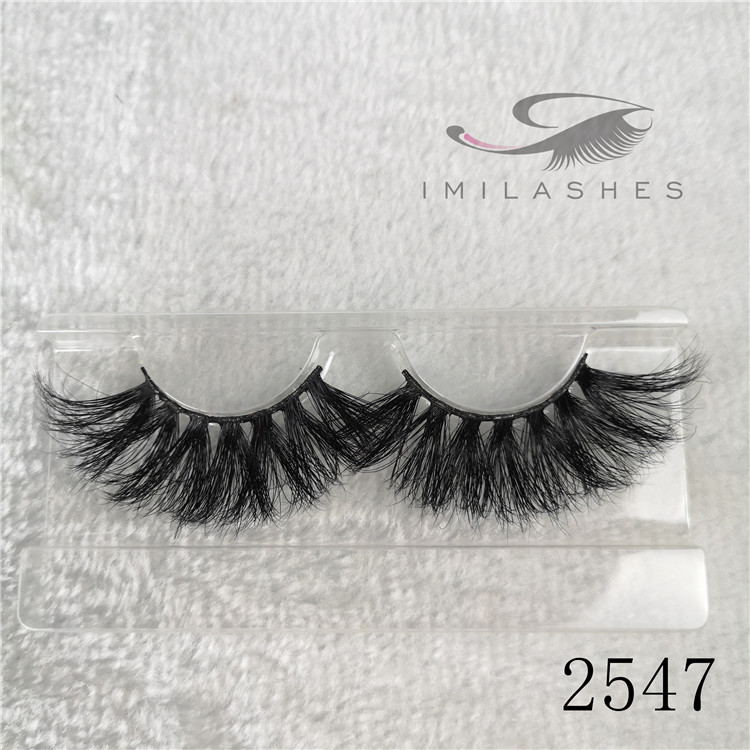 3d volume lashes.jpg